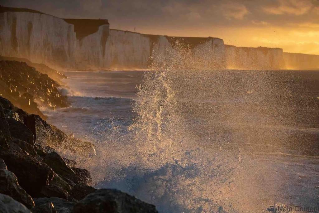 Pleine Face Mer Et Plage Ault Exterior foto
